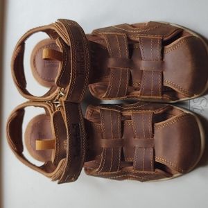 Boys size 3 leather shoes. Timberland brand. Brown